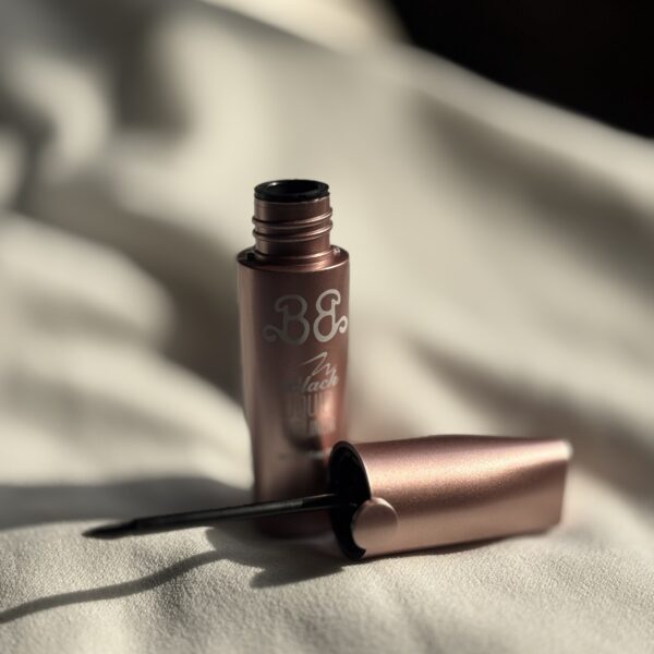 3Q Beauty Black Liquid Eyeliner